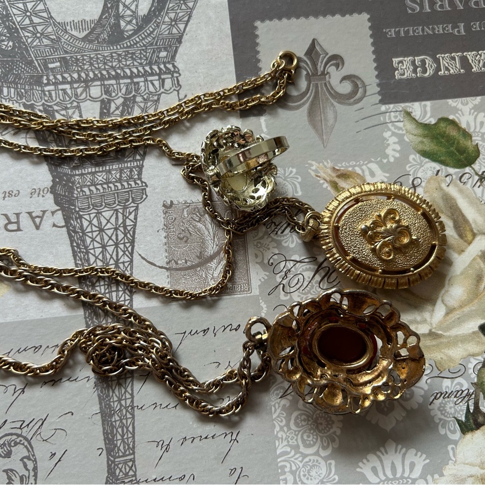 Vintage Cameo Necklaces and Ring Lot - Picture 4 of 4